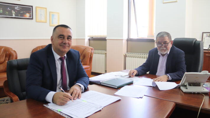 Gradonačelnik i savjetnik minsitra (2)